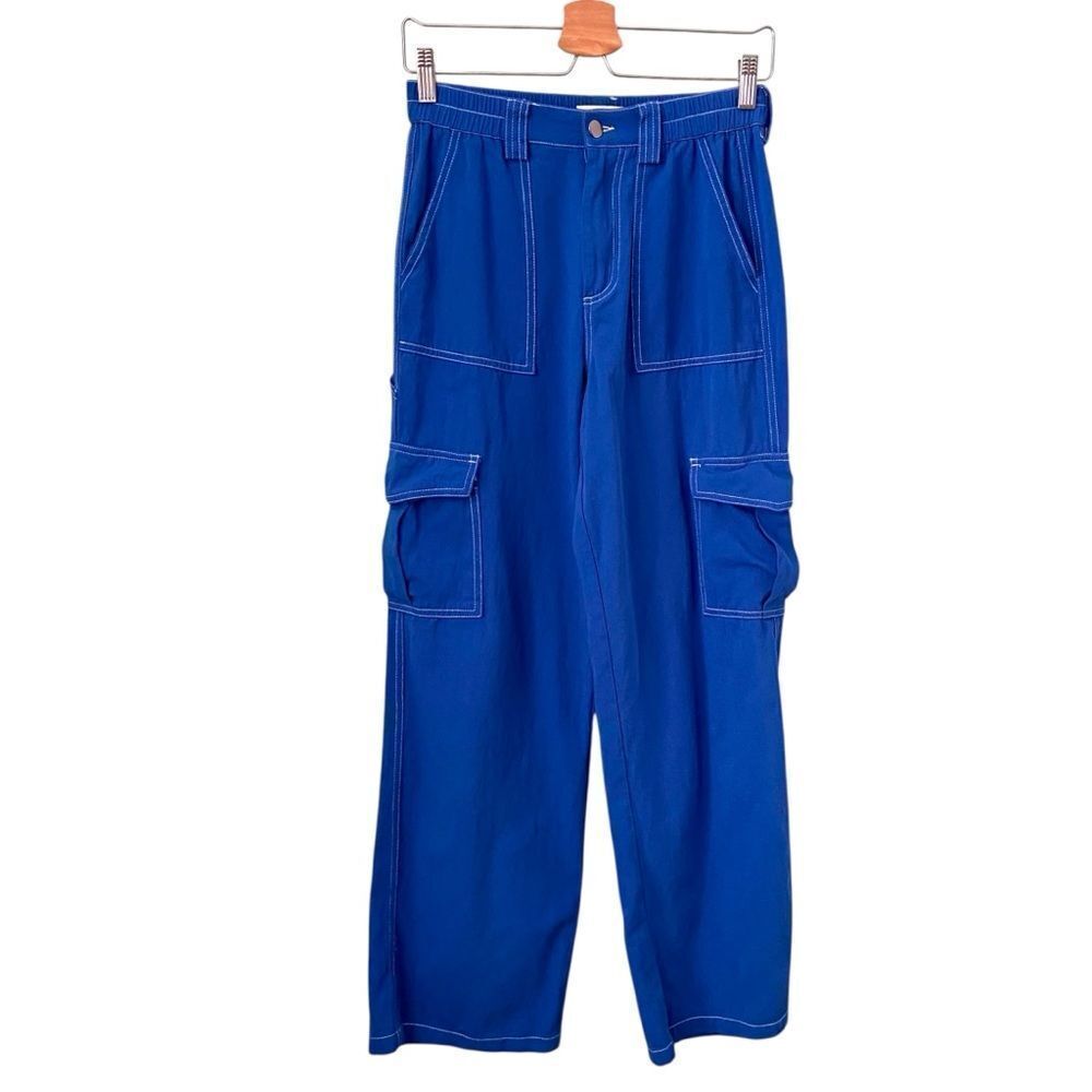 American Threads Blue Cargo Pants in Size Small - Picture 2 of 8
